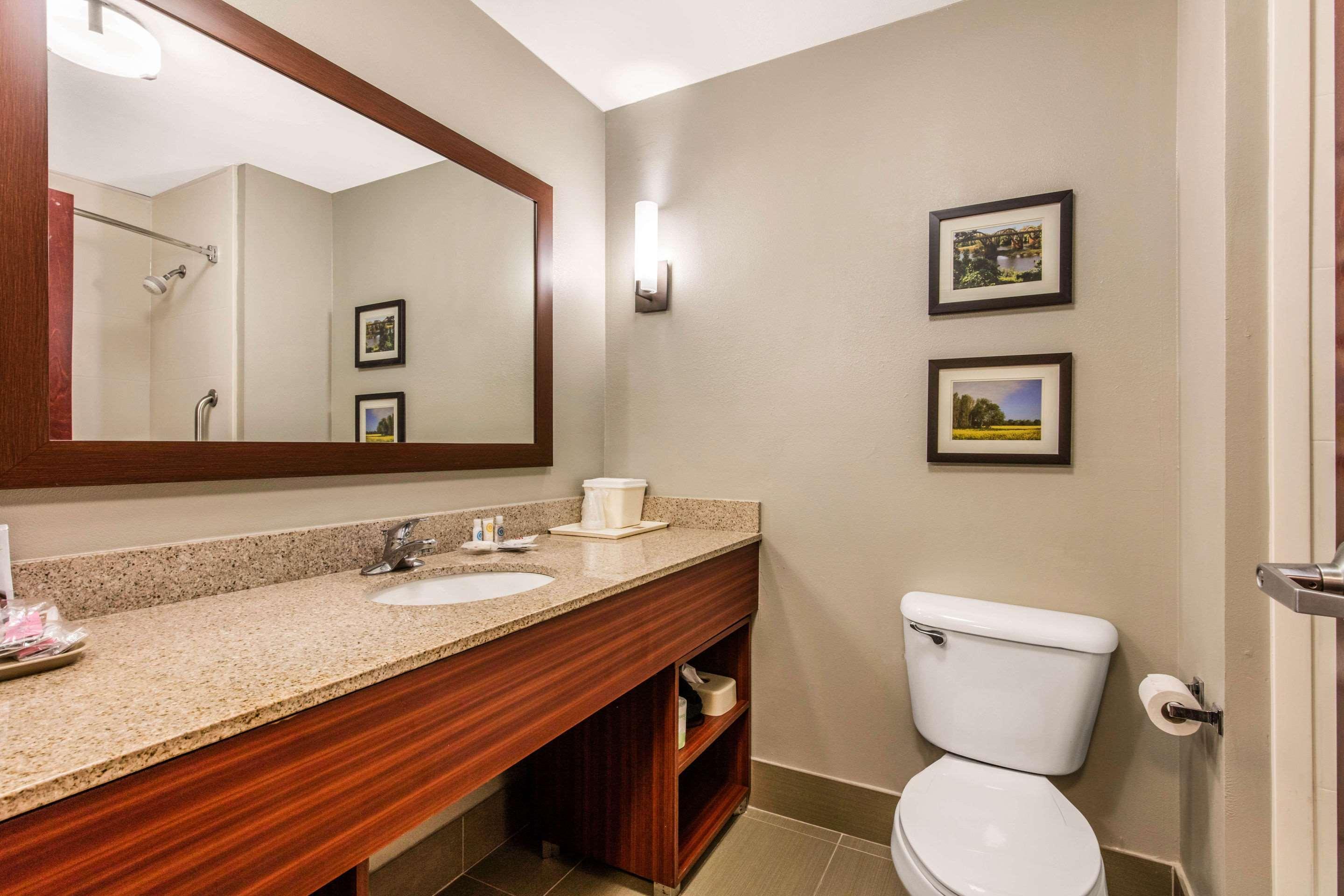 Comfort Suites Tuscaloosa Near University Extérieur photo