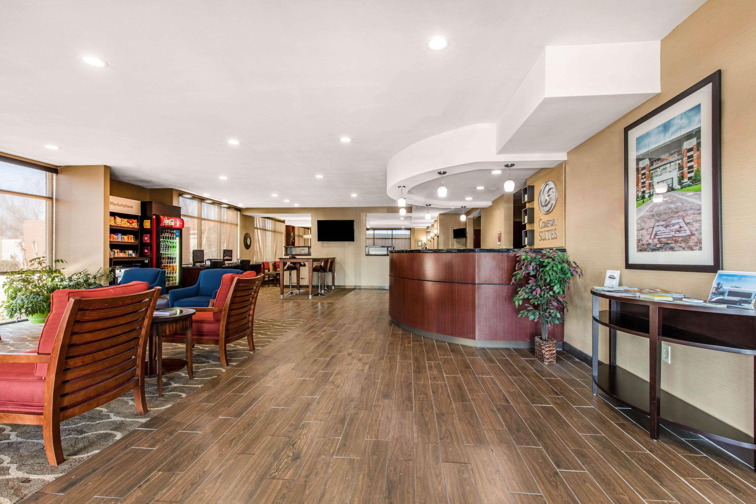 Comfort Suites Tuscaloosa Near University Extérieur photo