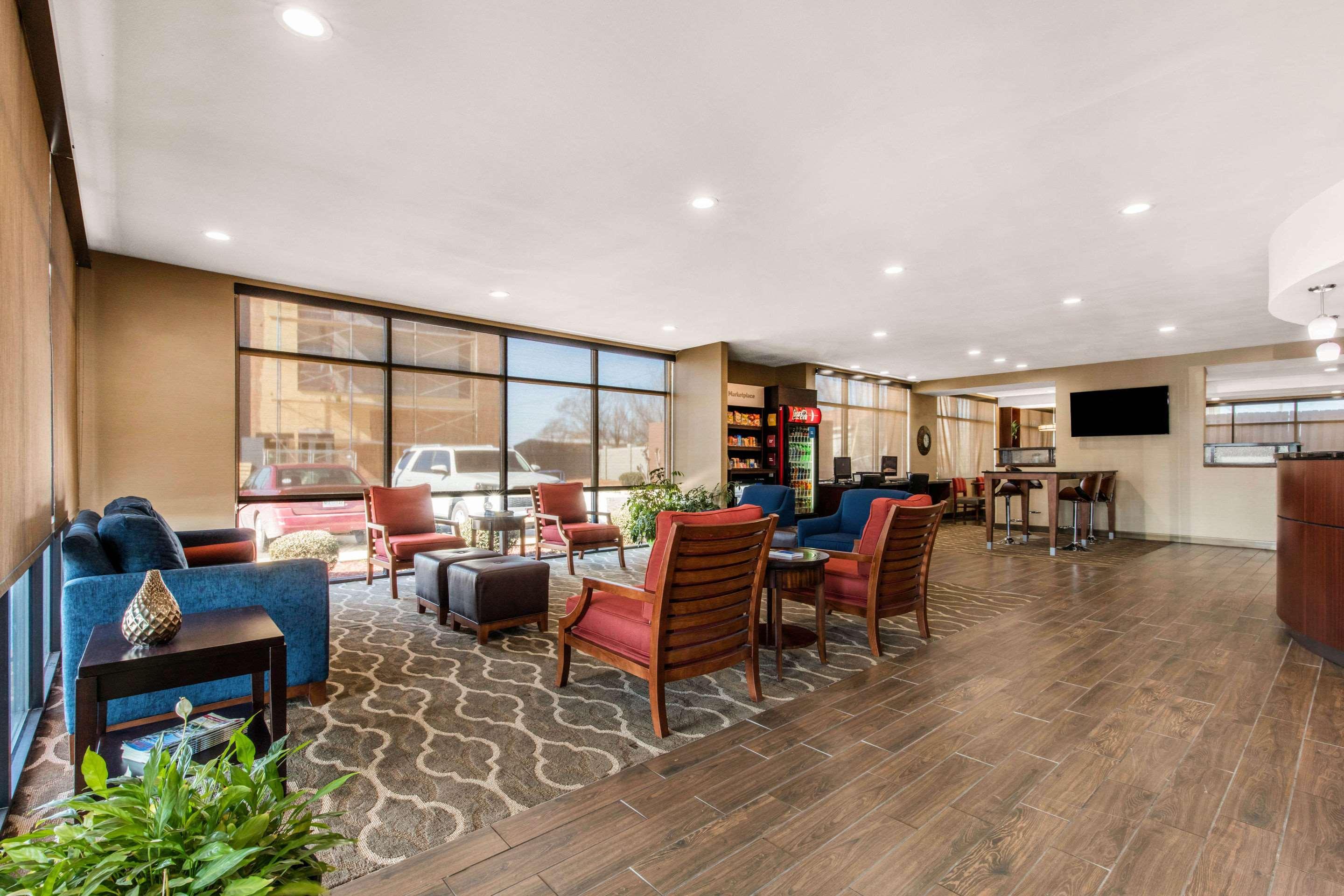 Comfort Suites Tuscaloosa Near University Extérieur photo