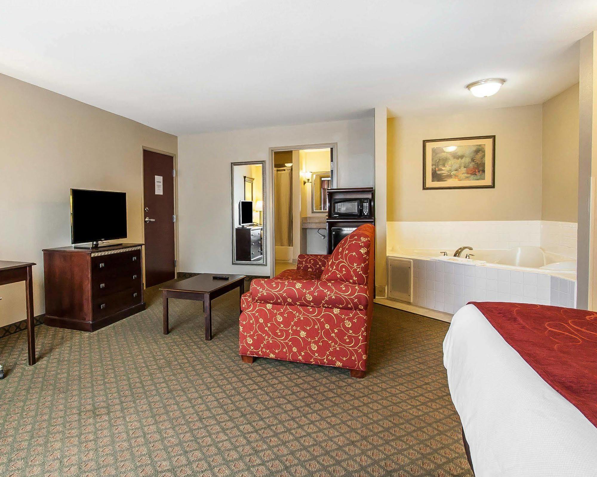 Comfort Suites Tuscaloosa Near University Extérieur photo